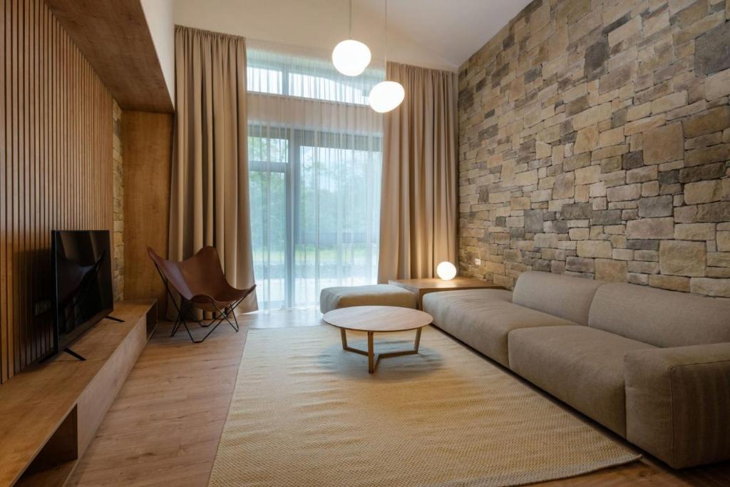 DaSus Luxury Tále