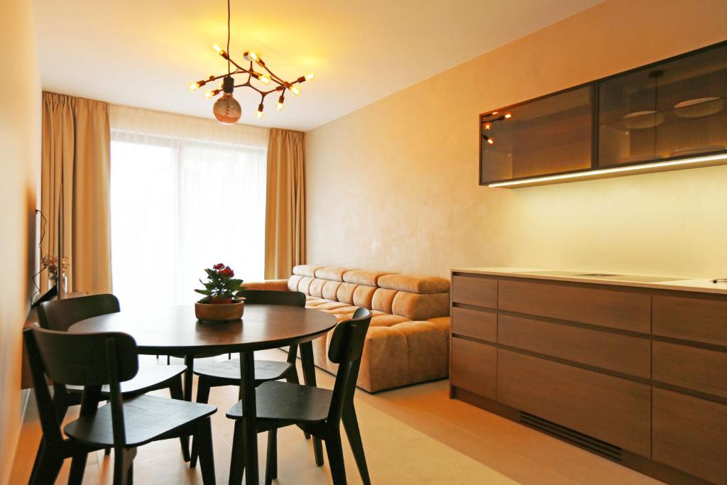 Aurora Apartments
